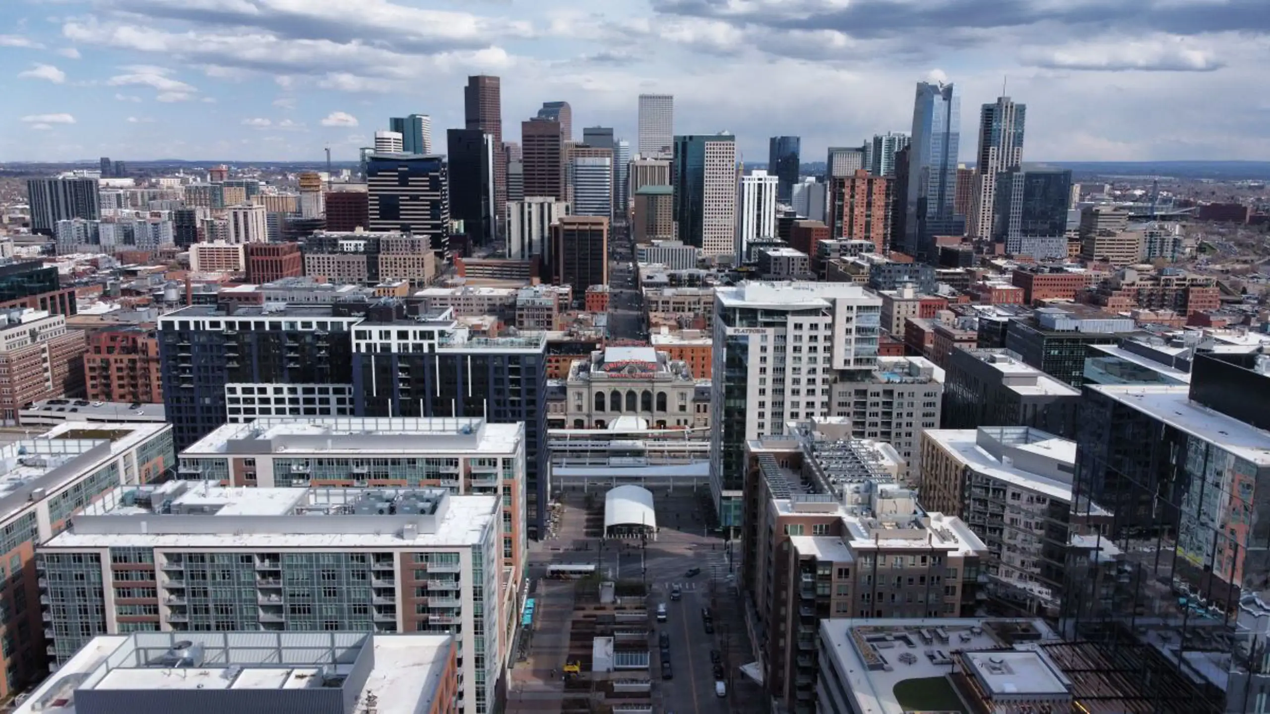 Aerial View Of Skyscrapers Of Denver Colorado Und 2023 11 27 05 36 28 Utc (1)