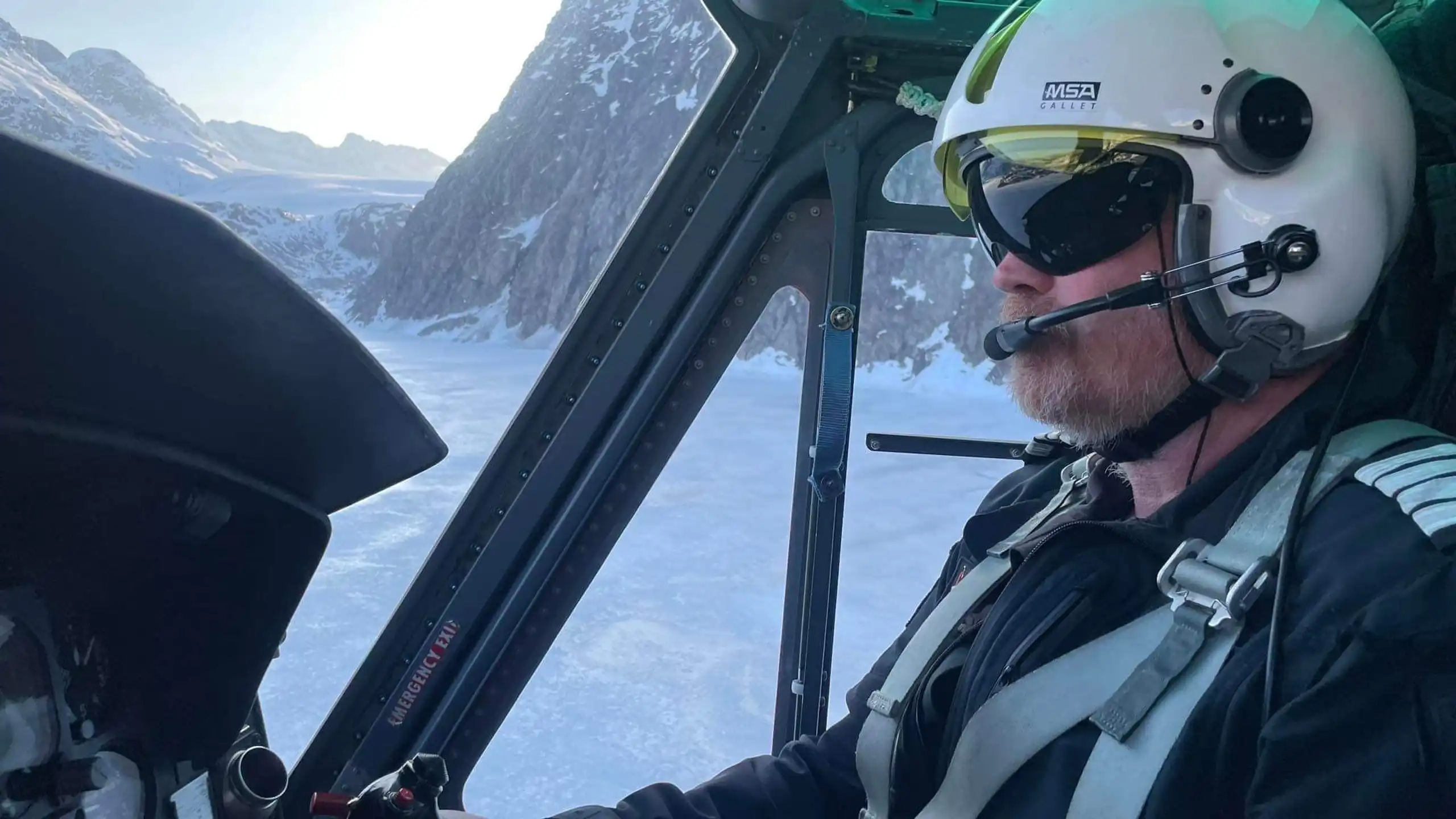 Piloten Ole-Widar Elvemo fik opgaven af færgeflyve OY-HCY. Foto: Amos Ezekiassen