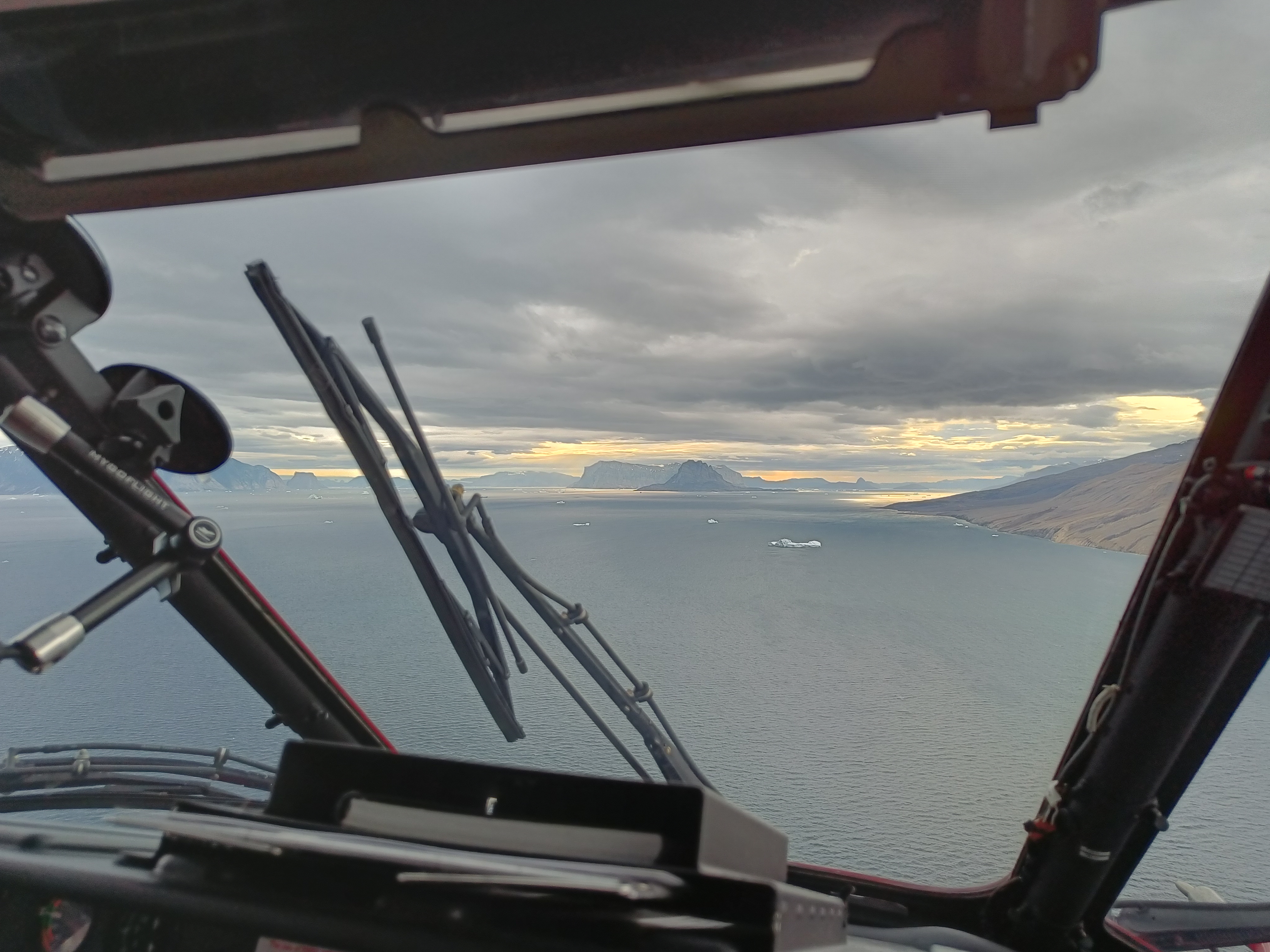 Here is the view from H225 on Monday 5 September during the rescue operation in Uummannaq fjord, with the distinctive Uummannaq mountain visible on the horizon. 